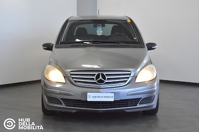 MERCEDES-BENZ B 180 CDI